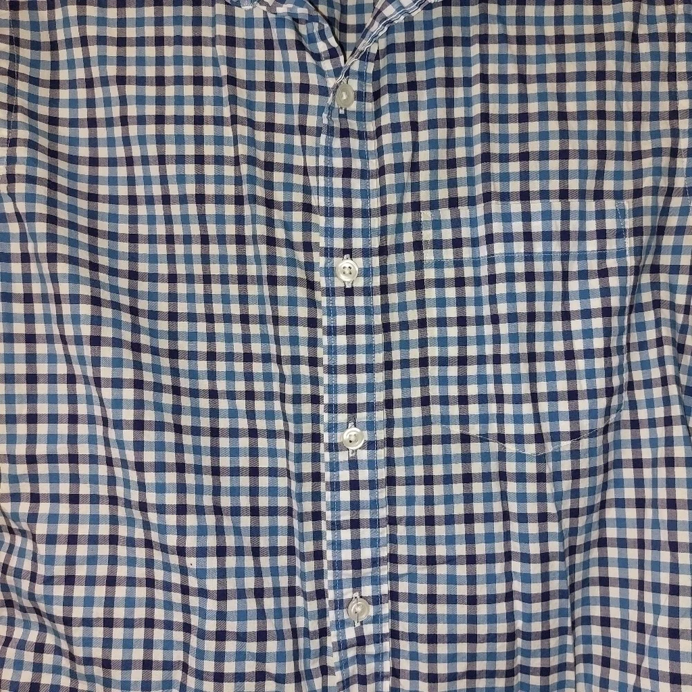 J. Crew Mens Long Sleeve Button Up Shirt- S